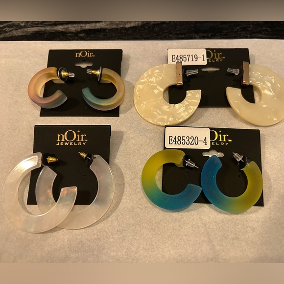 nOir Jewelry Jewelry - NWT NOIR JEWELRY EARRINGS - 4 CARDS *CLEARANCE*